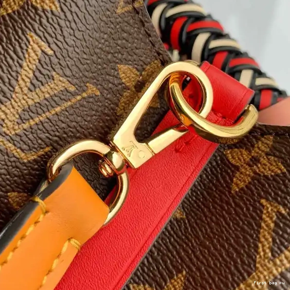 Frstbag ru MM LOUIS MONTAIGNE VUITTON 0706